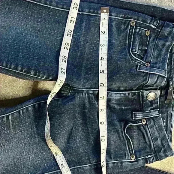 Fidelity Mid Rise  Ultra Slim Blue on Blue Wash 24*30. - Picture 12 of 13